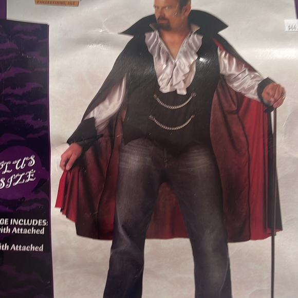 Very Cool Vampire Adult Costume! New! - Picture 4 of 8